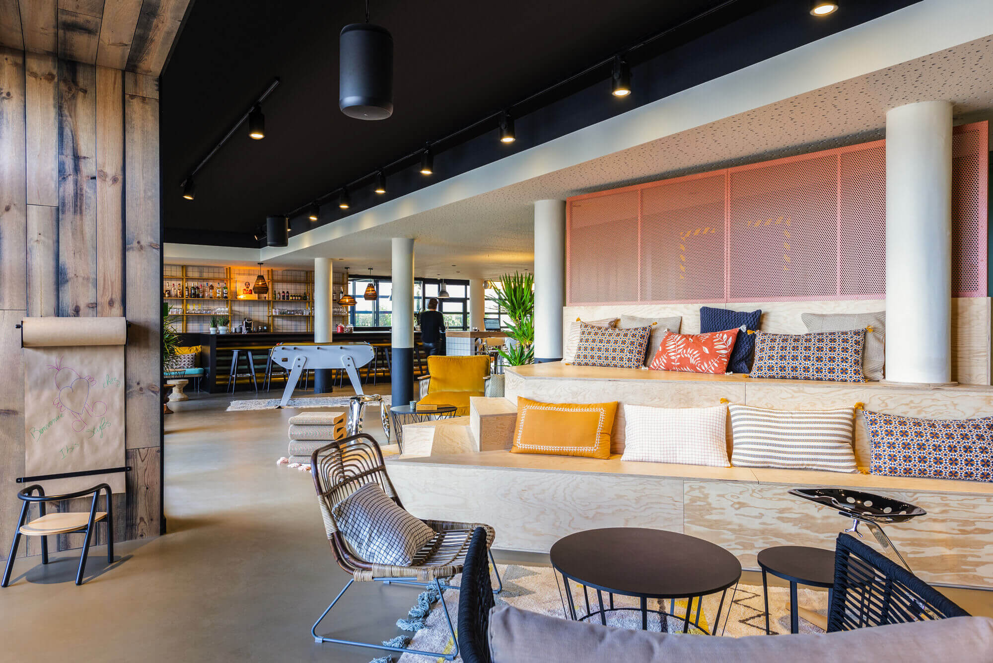 Hôtel literie neuve confort Lyon Meyzieu Stadium Olympique